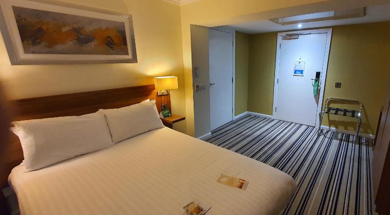 Standard Double Room - Disability Access image 1
