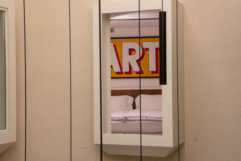Double Room image 3