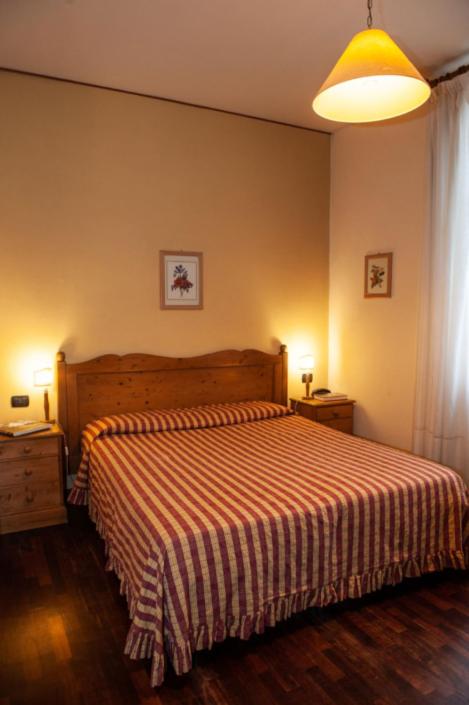 Double Room with Private Bathroom image 3