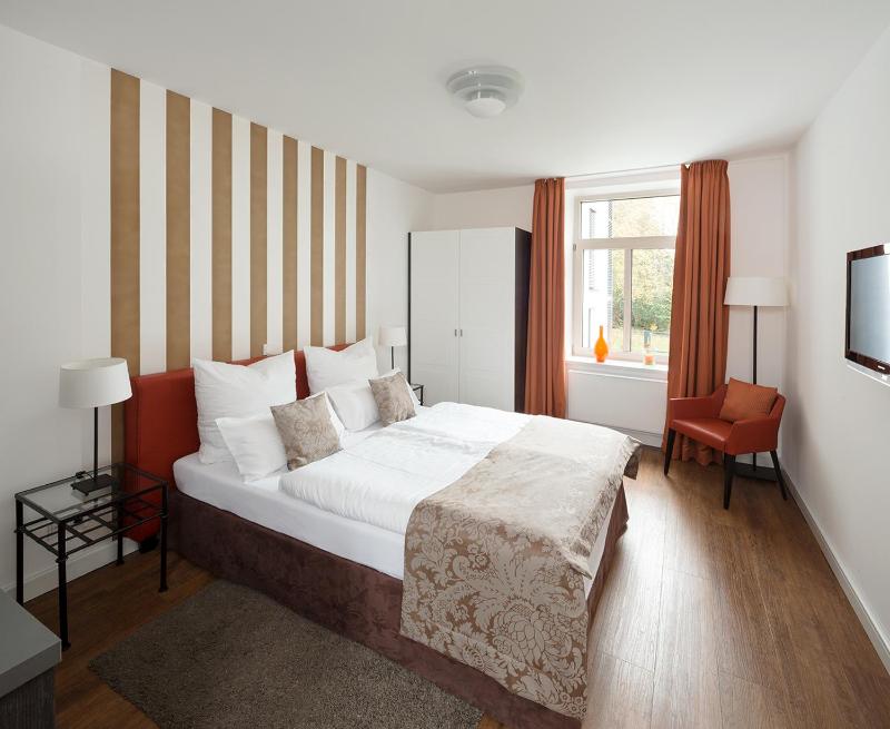 Standard Double Room image 4