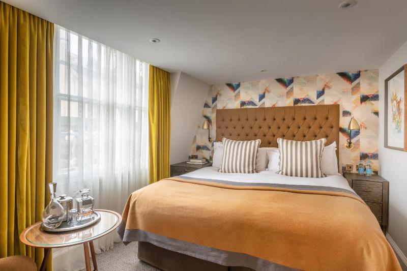 Standard Double Room image 1