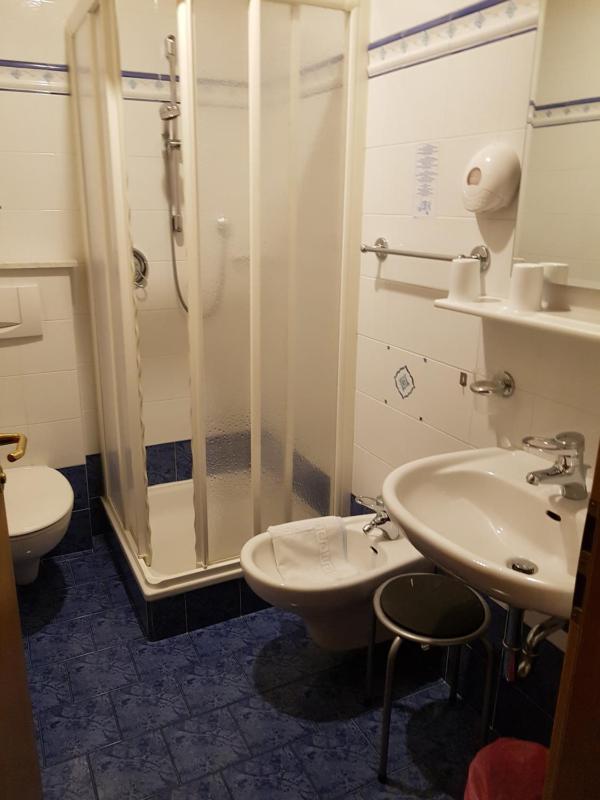 Double Room image 1