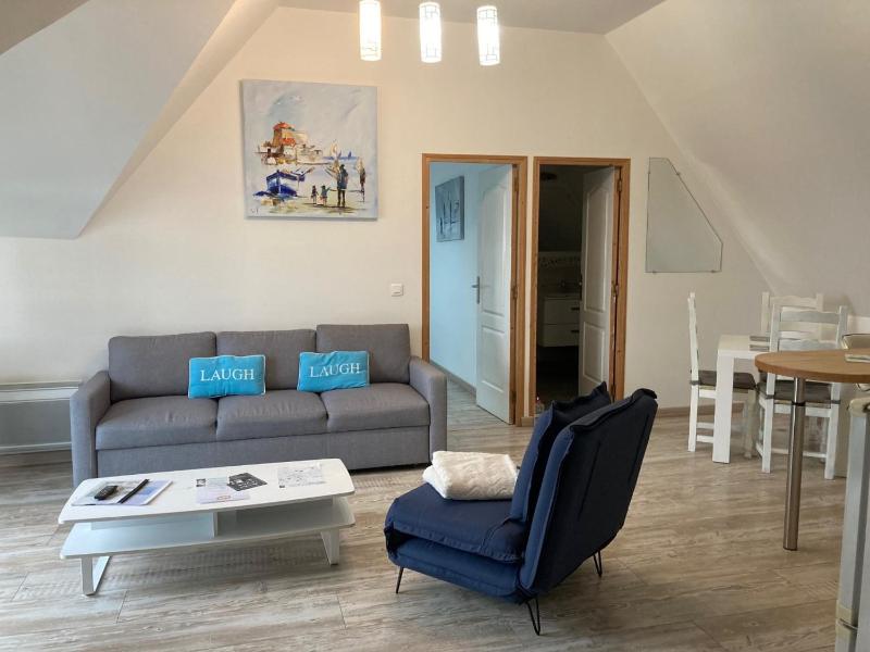 Apartment with Sea View image 1