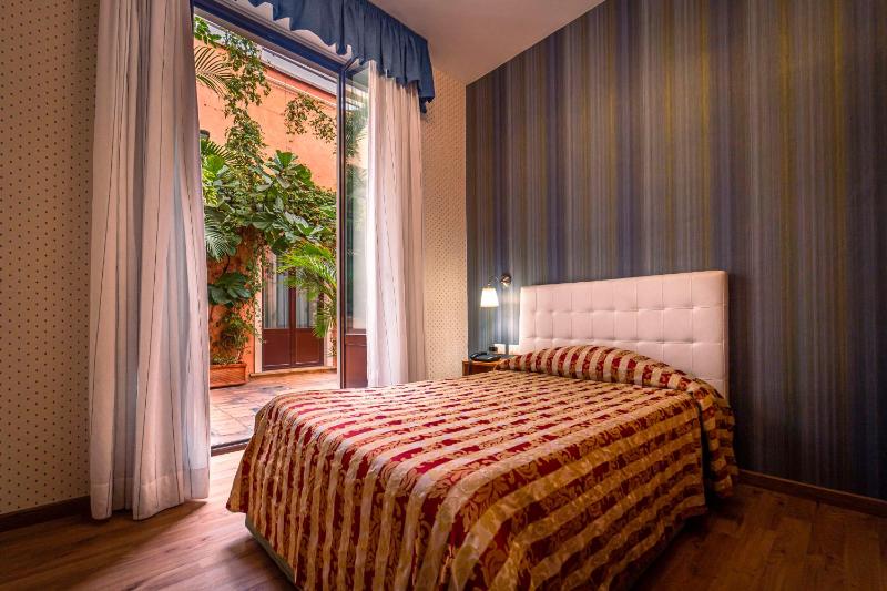 Single Room image 1