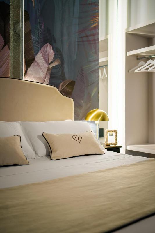 Triple Room image 3