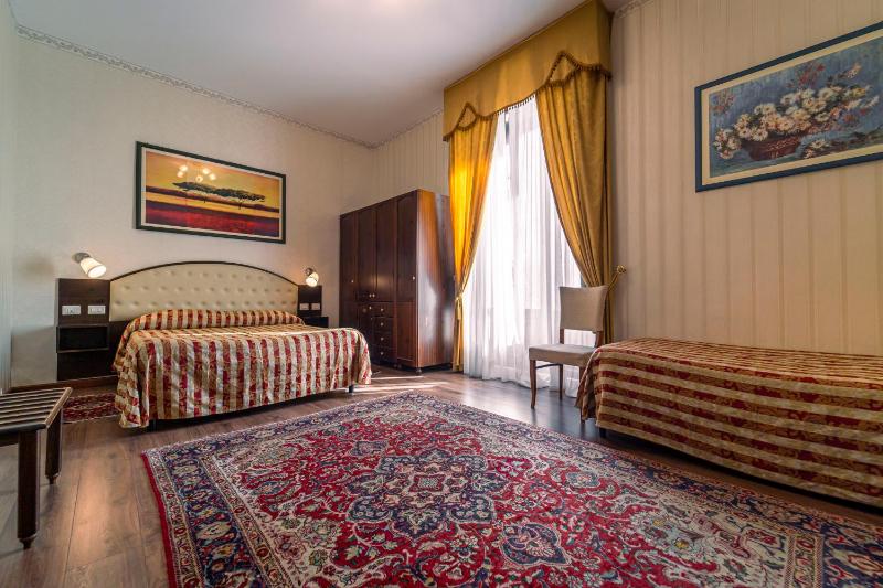 Triple Room image 4