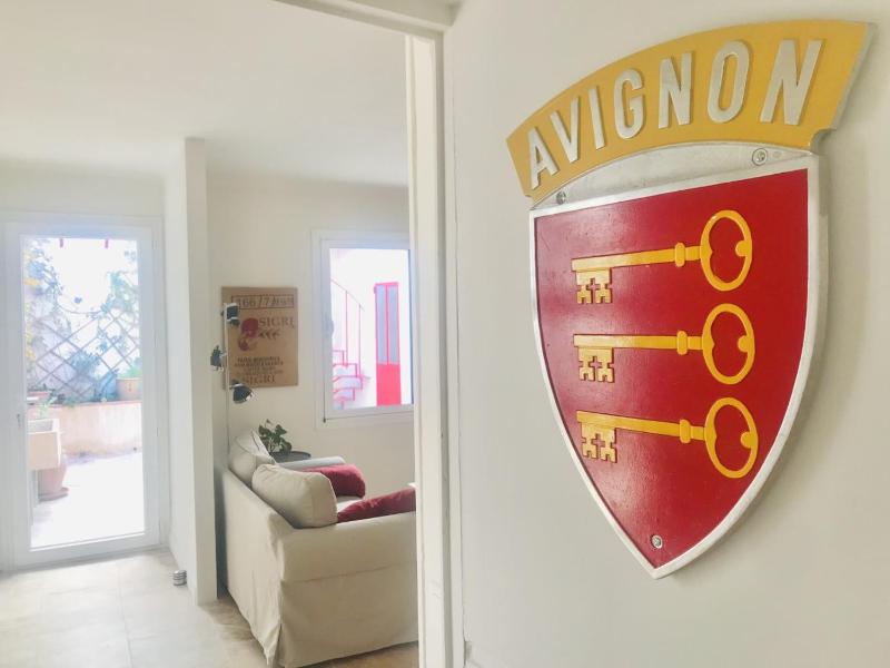 Gite AVIGNON BOUGAINVILLIER Images