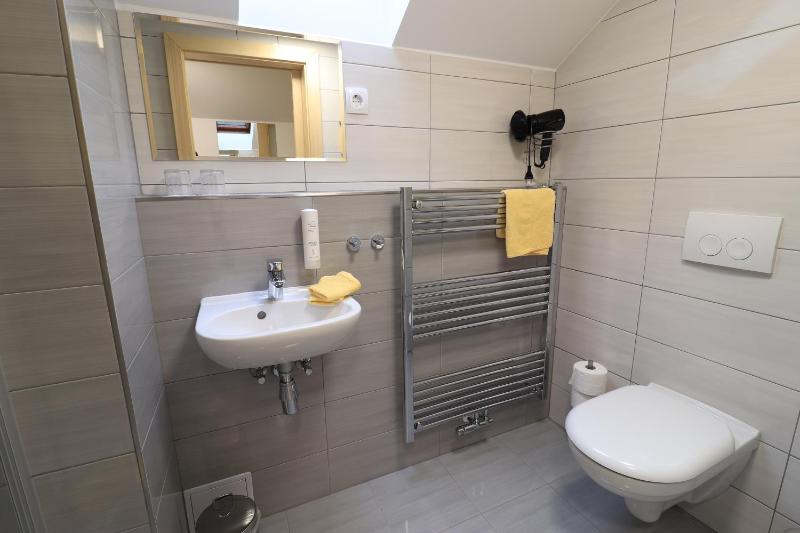 Double Room 5 image 4