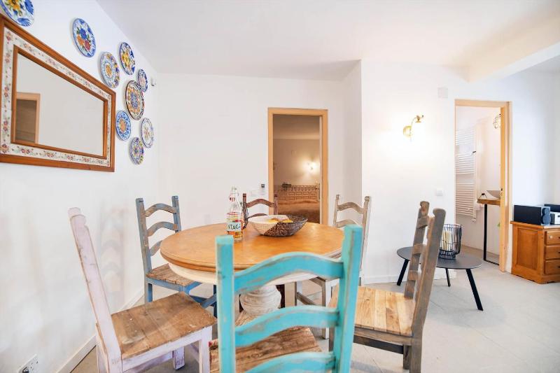Sara 10 - free WIFI chill-out private pool private tennis court - by Holiday Rentals Villamar - image 27