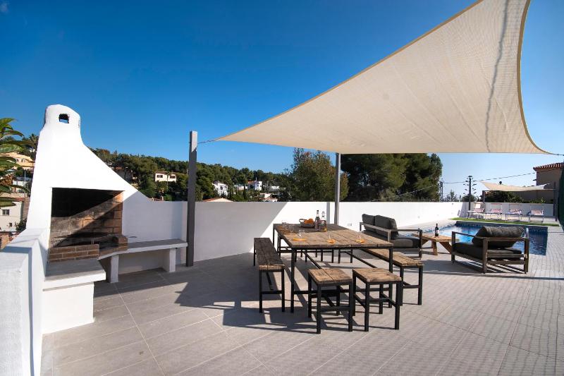 Sara 6 - chill-out private pool private tennis court- by Holiday Rentals Villamar - image 47