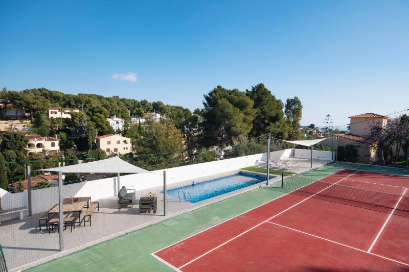 Sara 6 - chill-out private pool private tennis court- by Holiday Rentals Villamar - image 14