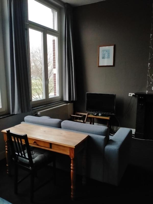 Large Double Room image 4