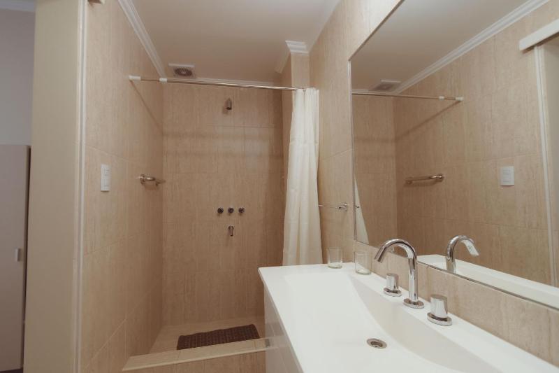 Hotel Tonight - image 10