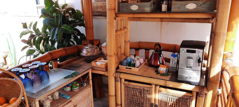 Double Room with Balcony image 2