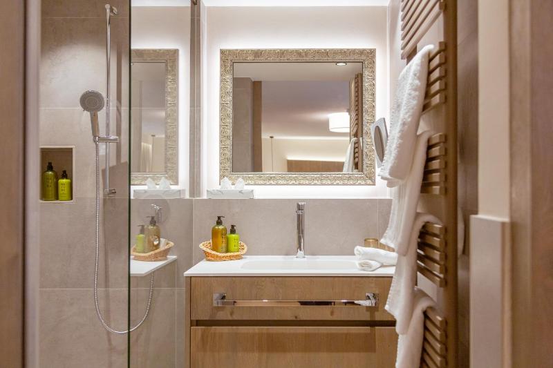 Standard  Room image 3