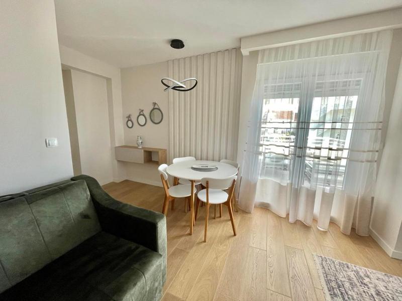 Belvedere Apartments - image 8