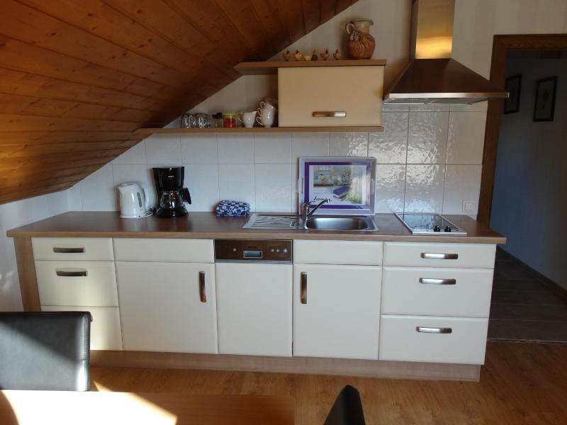 Large One-Bedroom Apartment image 1
