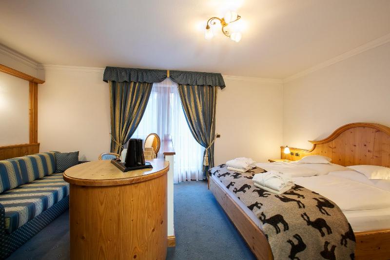 Double or Twin Room image 1
