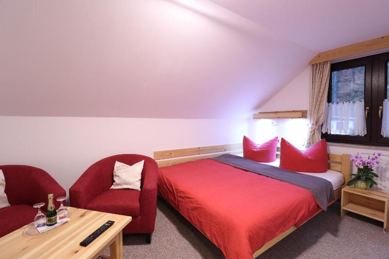 Double Room 6 image 4