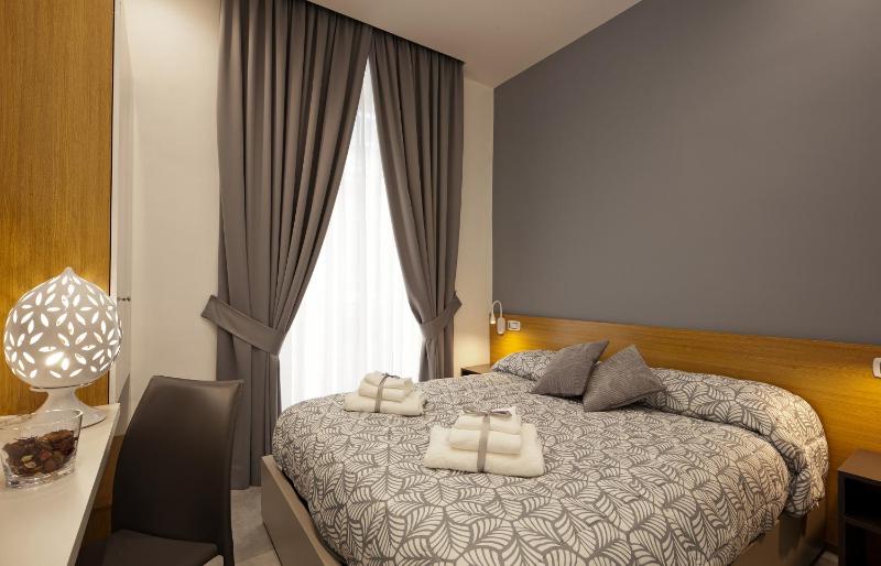 Double Room with Balcony image 1