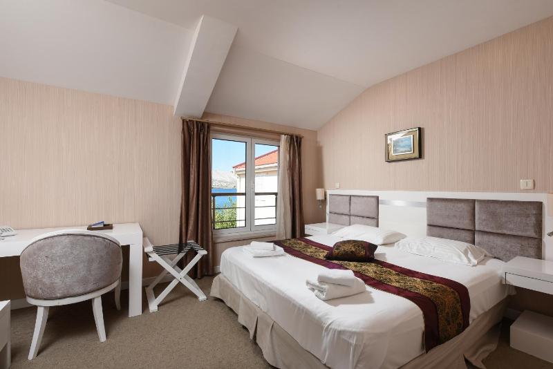 Family Hotel Zanè - image 7