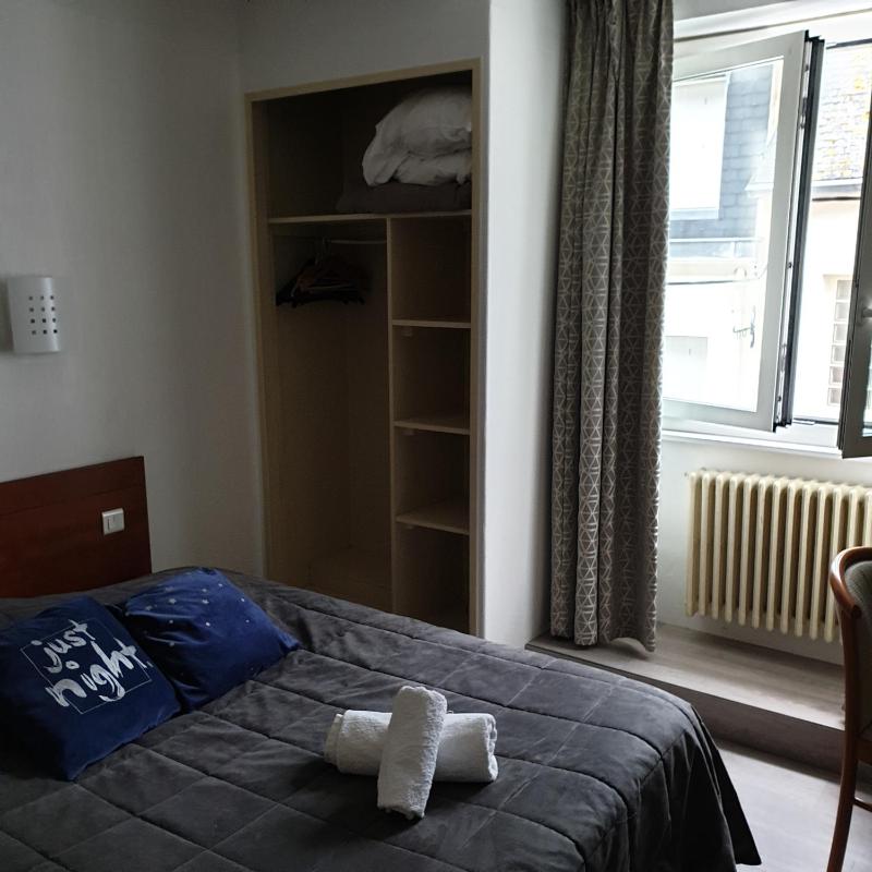 Superior Double Room image 3