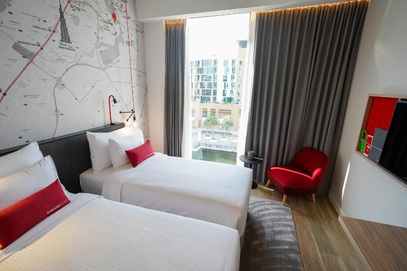 Superior Room Canal View Twin (Includes 15% Off F&B and Shuttle Service to Festival City Mall) image 1