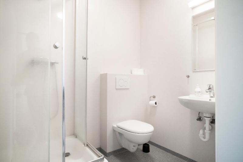 Quadruple Room with Private Bathroom image 3