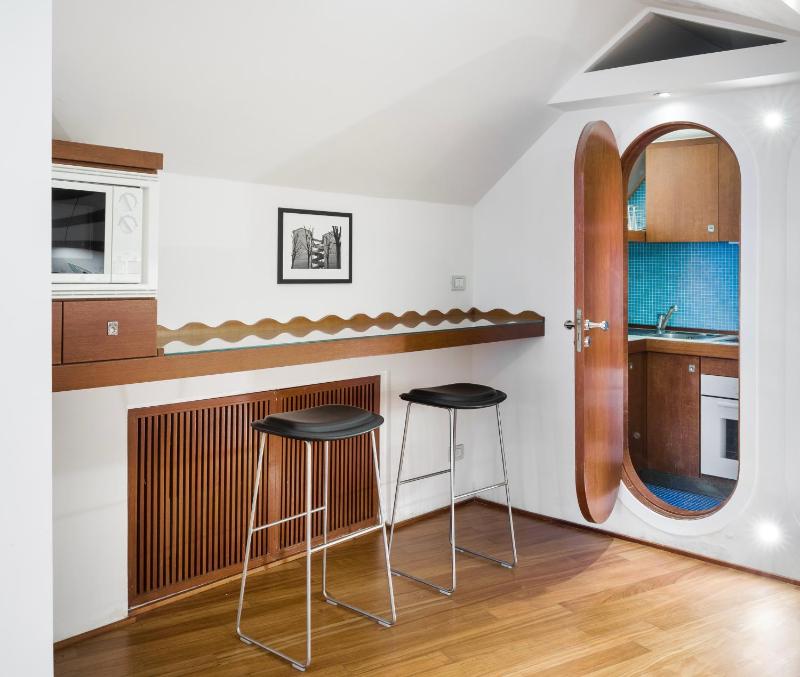 Deluxe Apartment image 4