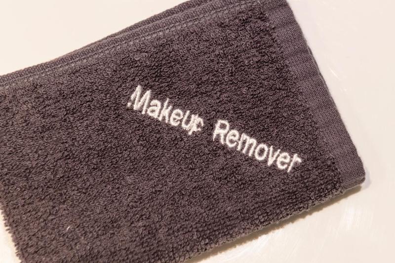 Superior King Room image 3