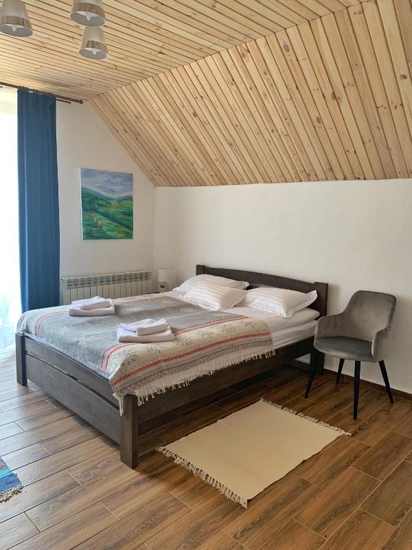 Chalet image 3