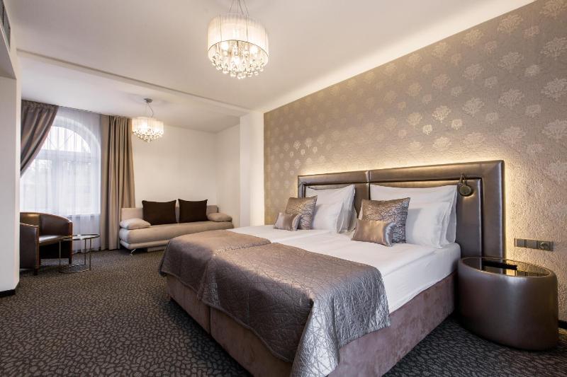 Junior Suite image 1