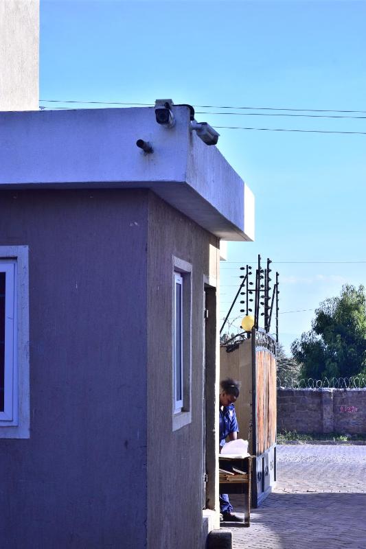 Essy's Furnished Homes Nakuru with pool & GYM - image 12
