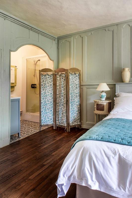 Double Room with Garden View image 4