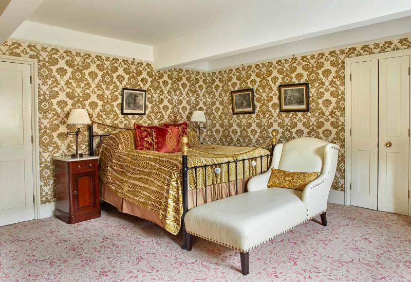 Junior Suite image 3