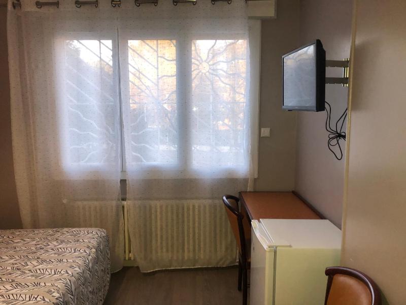 Classic Triple Room image 4