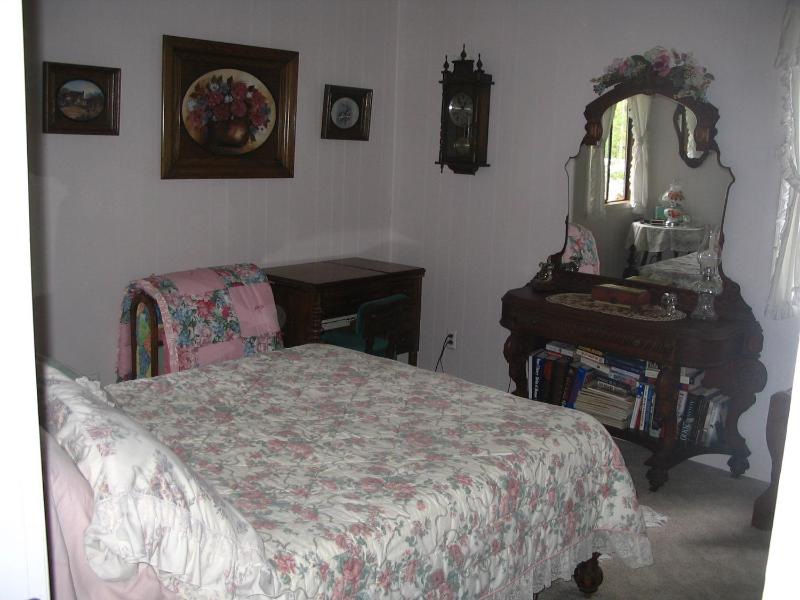 Double Room image 2