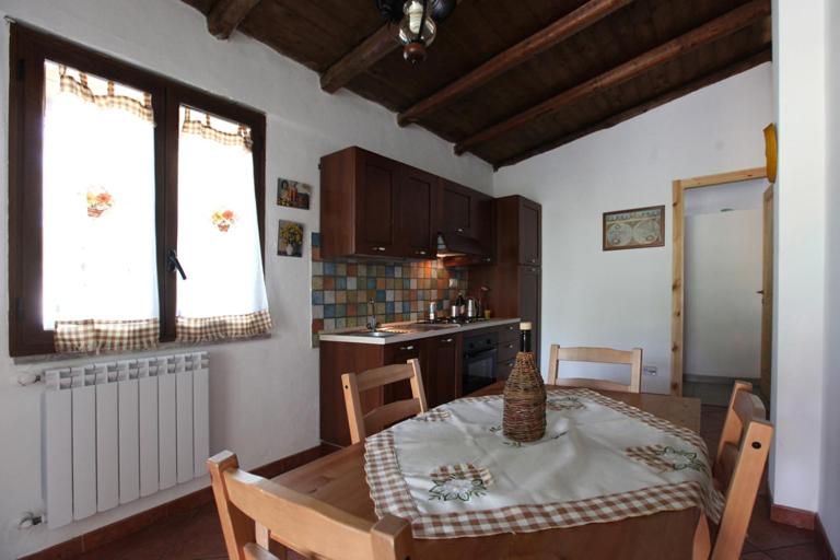Apartment with Terrace image 2