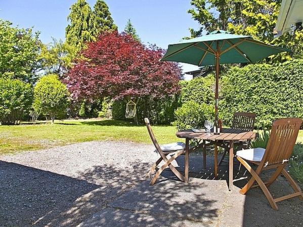Matuku Hideaway - Taupo Holiday Home - image 1