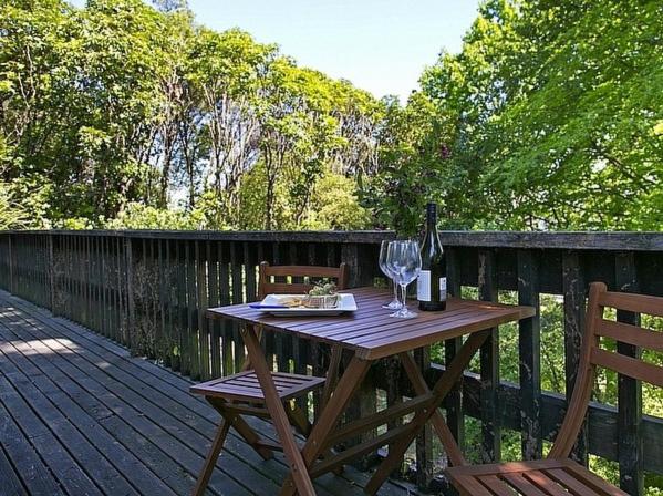 Matuku Hideaway - Taupo Holiday Home - image 15