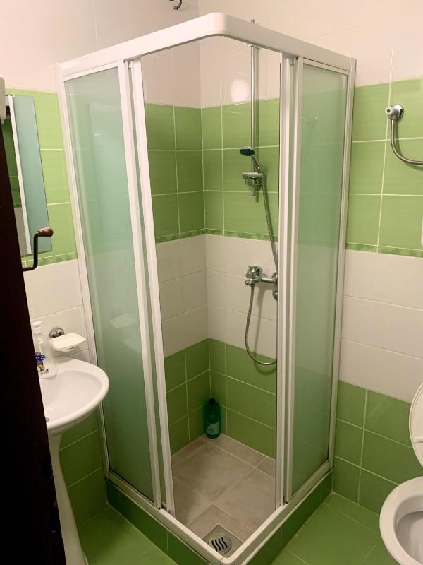 Three-Bedroom Apartment with Balcony image 2