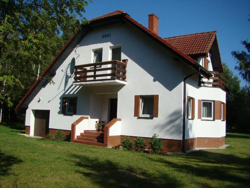 Bungalow image 3