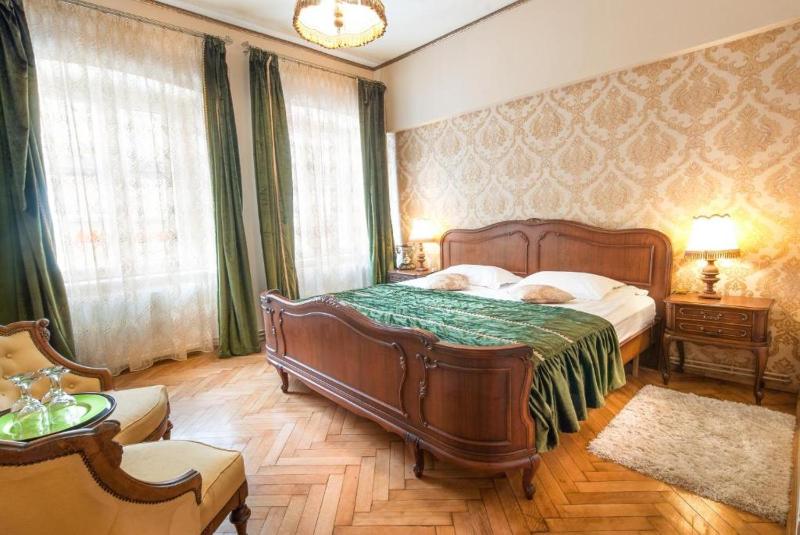 One-Bedroom Apartment image 1