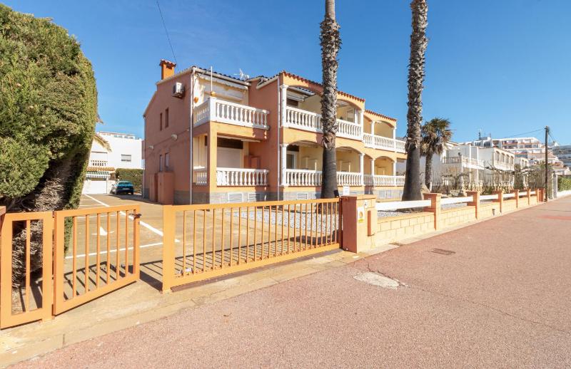 Apart-rent Apartmento Bahia 0019 enfrente de la playa - image 8