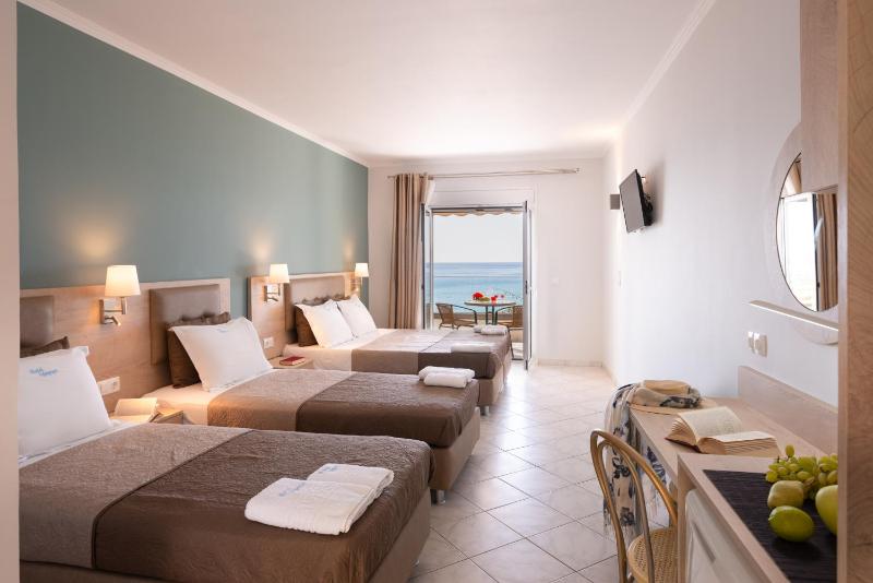 Quadruple Room image 1