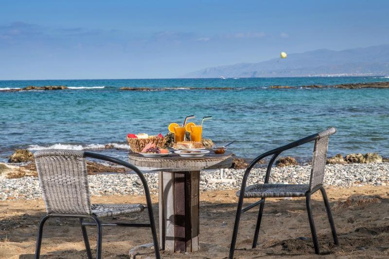 Iliostasi Beach Apartments - image 22