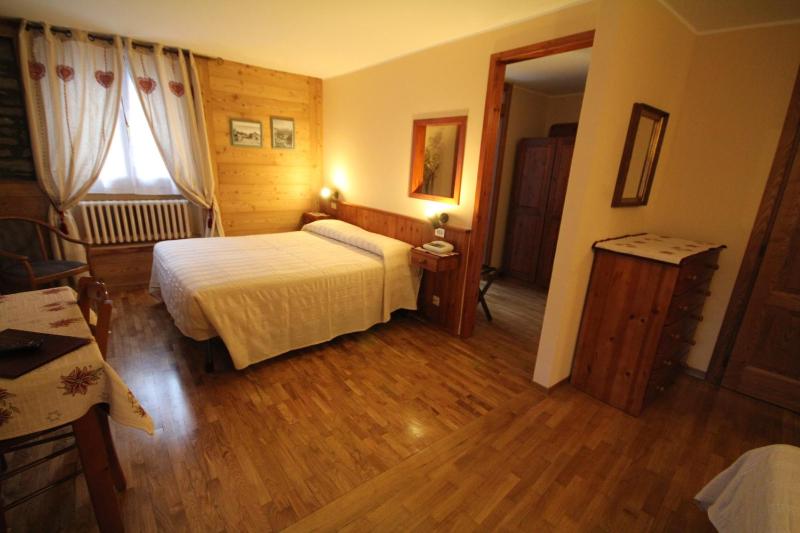 Classic Suite image 3