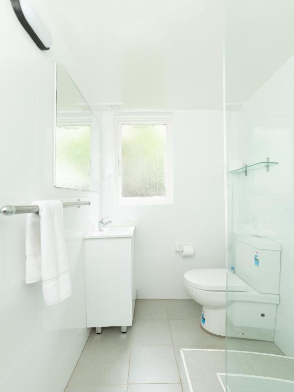 Lotus Stay Manly - Apartment 31A - image 6
