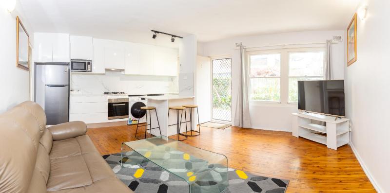 Lotus Stay Manly - Apartment 31A - image 1