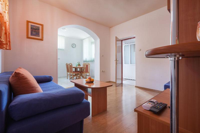 Apartments Dragan - image 6